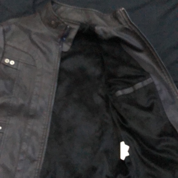 Inside pocket kinda soft inside - Picture 6 of 6